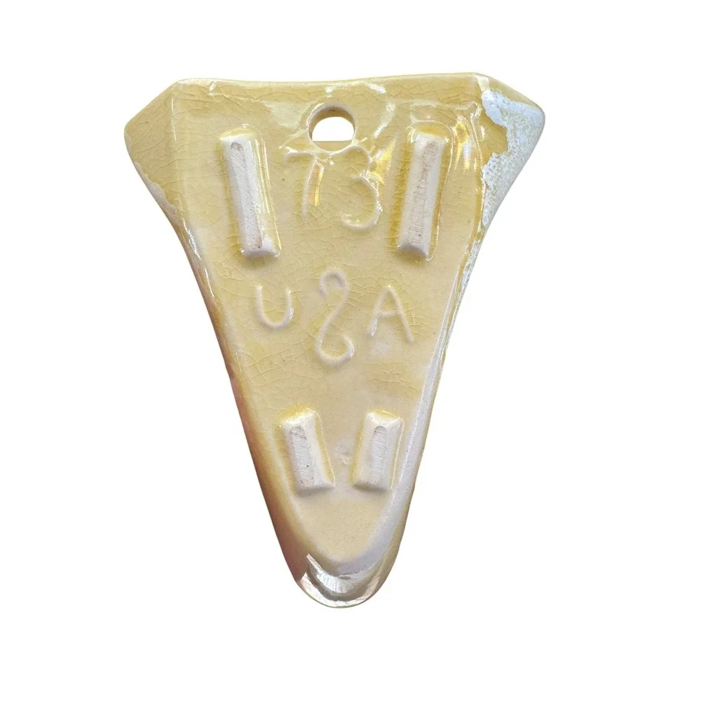 Vintage McCoy USA 73‎ Cornucopia Wall Pocket Vase Yellow White Mottled Glaze